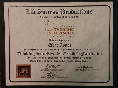 קצת עלי - אפרת אבנור מרצה בינלאומית ומאמנת למיקוד לביצועי שיא