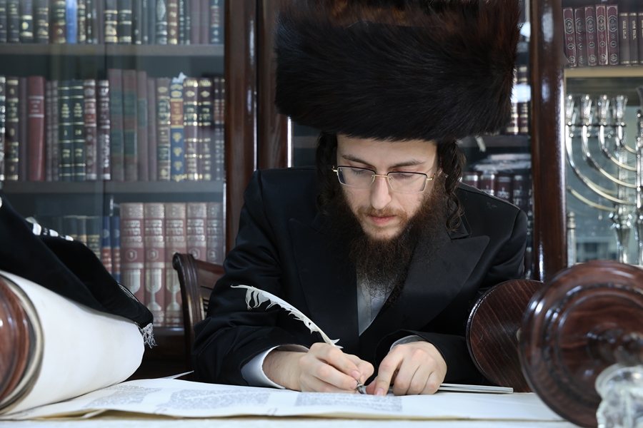 הרב אליהו הולצמן 718-719-2684