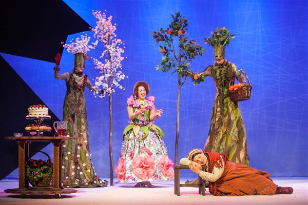 ״מלכת השלג״ | 10:00