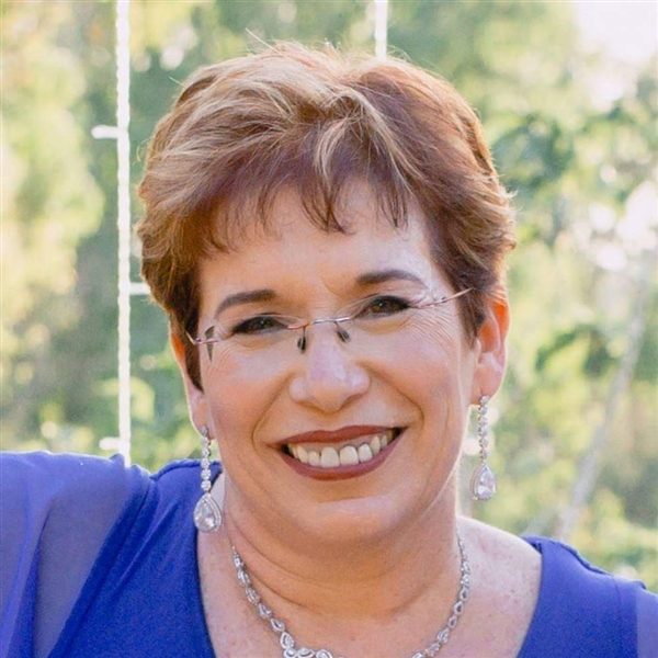 אמי סקליר 