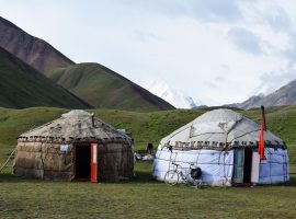 דרך המשי בקירגיזסטן ובמערב סין