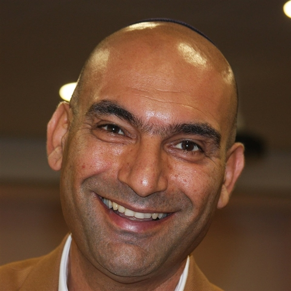 ארז לוי - יו"ר ומנחה מקצועי