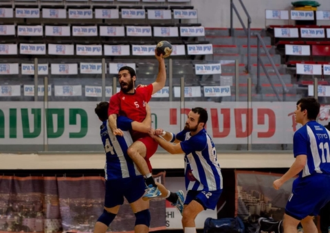סיפורו של דותן בק במקור ממוצקין