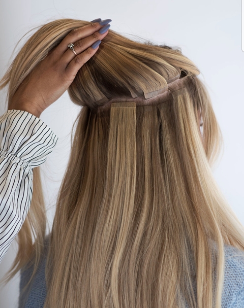 תוספות שיער מדבקות  - TAPE IN HAIR EXTENSIONS
