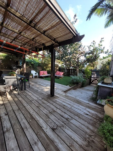 למכירה קוטג' בבת חפר