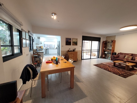 למכירה קוטג' בבת חפר