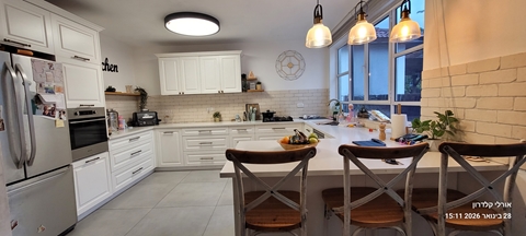 למכירה קוטג בבת חפר