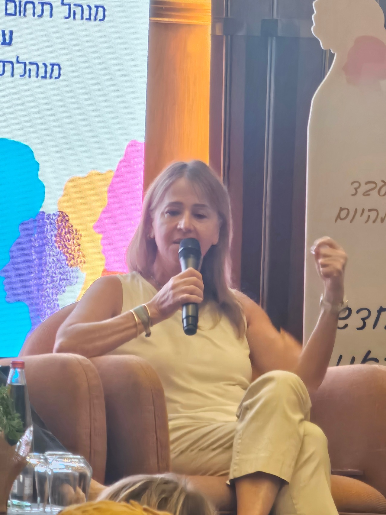 עו"ס גילה טאושטיין, מנהלת אגף הרווחה - עיריית רמת גן