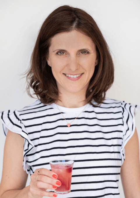 טלי טשחר גוטליב - מדריכת סיורים קולינריים בפרדם חנה כרכור